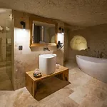 Hotel Luvi Cave