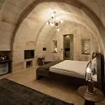 Hotel Luvi Cave 3*